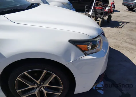 2014 Lexus Ct 200H z USA, uszkodzony, nr VIN JTHKD5BH8E2197958